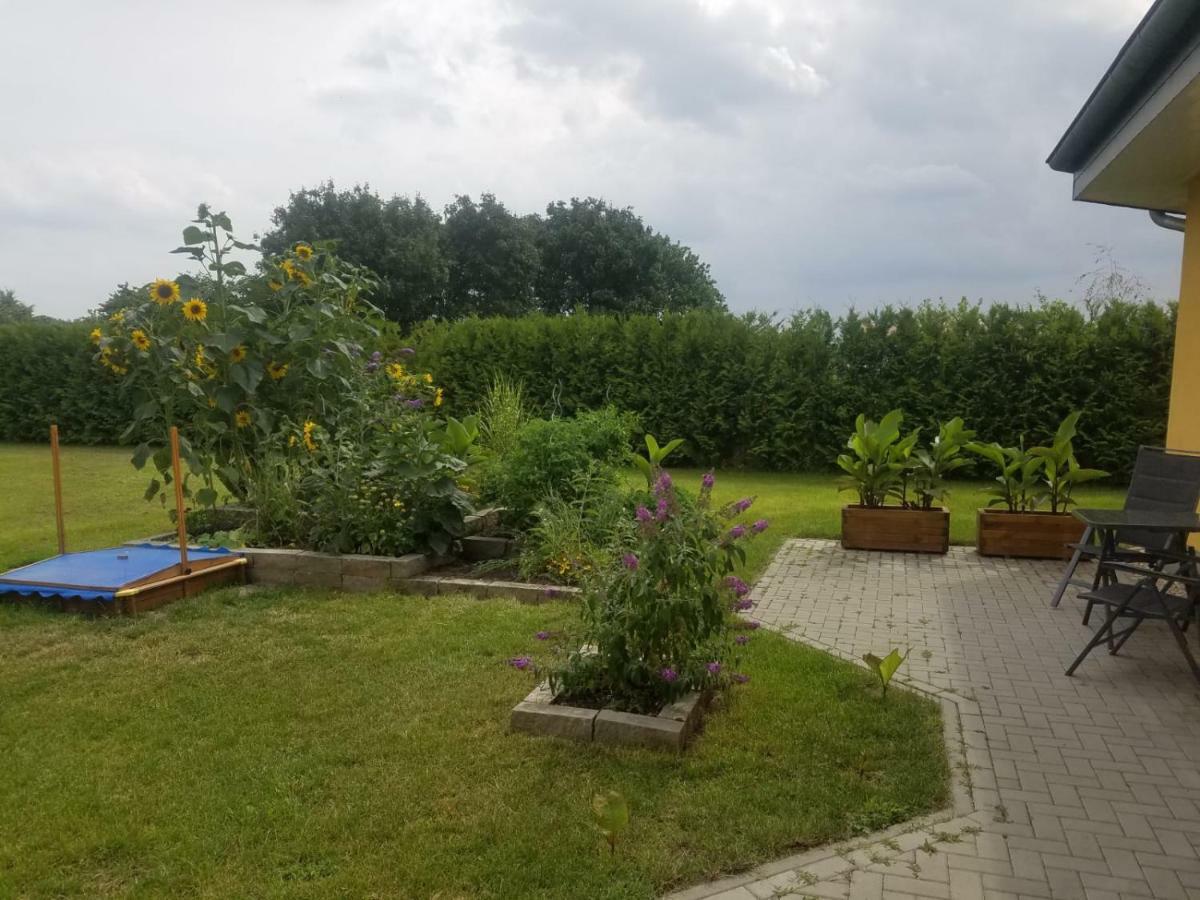 Ferienhaus Zum Imker Velten Eksteriør billede